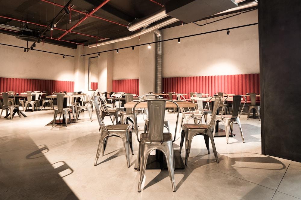米兰j24酒店 外观 照片